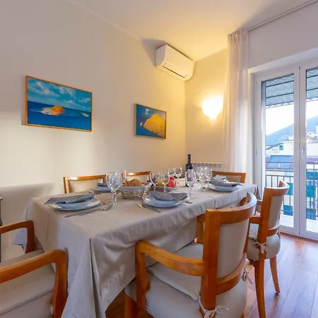 Vico Semini Apartment *